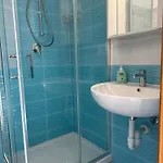 Apartman Flora *