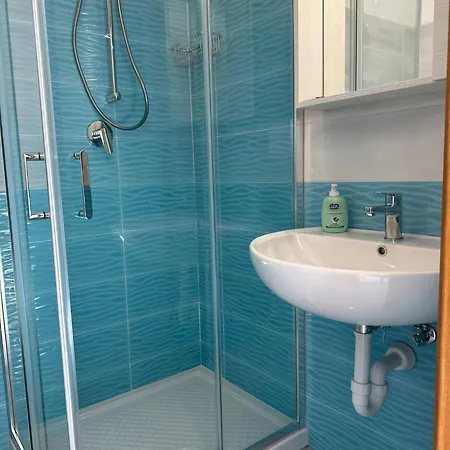 Apartament Flora *