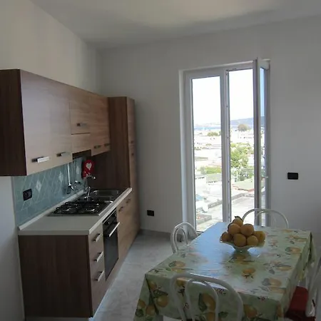 Flora Apartament Ischia