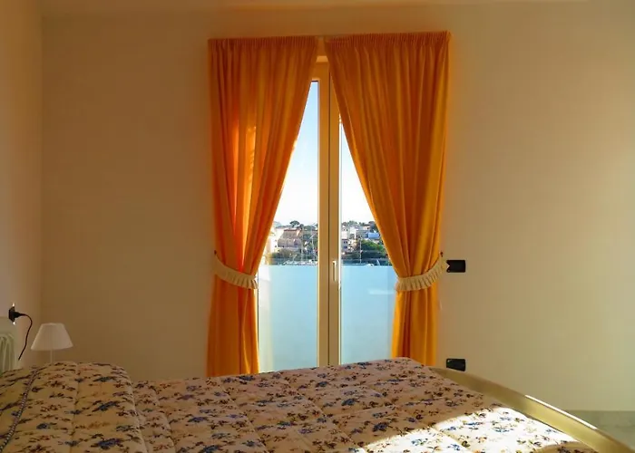 Апартаменты Flora Искья