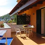 Flora * Ischia
