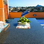 Flora Apartment